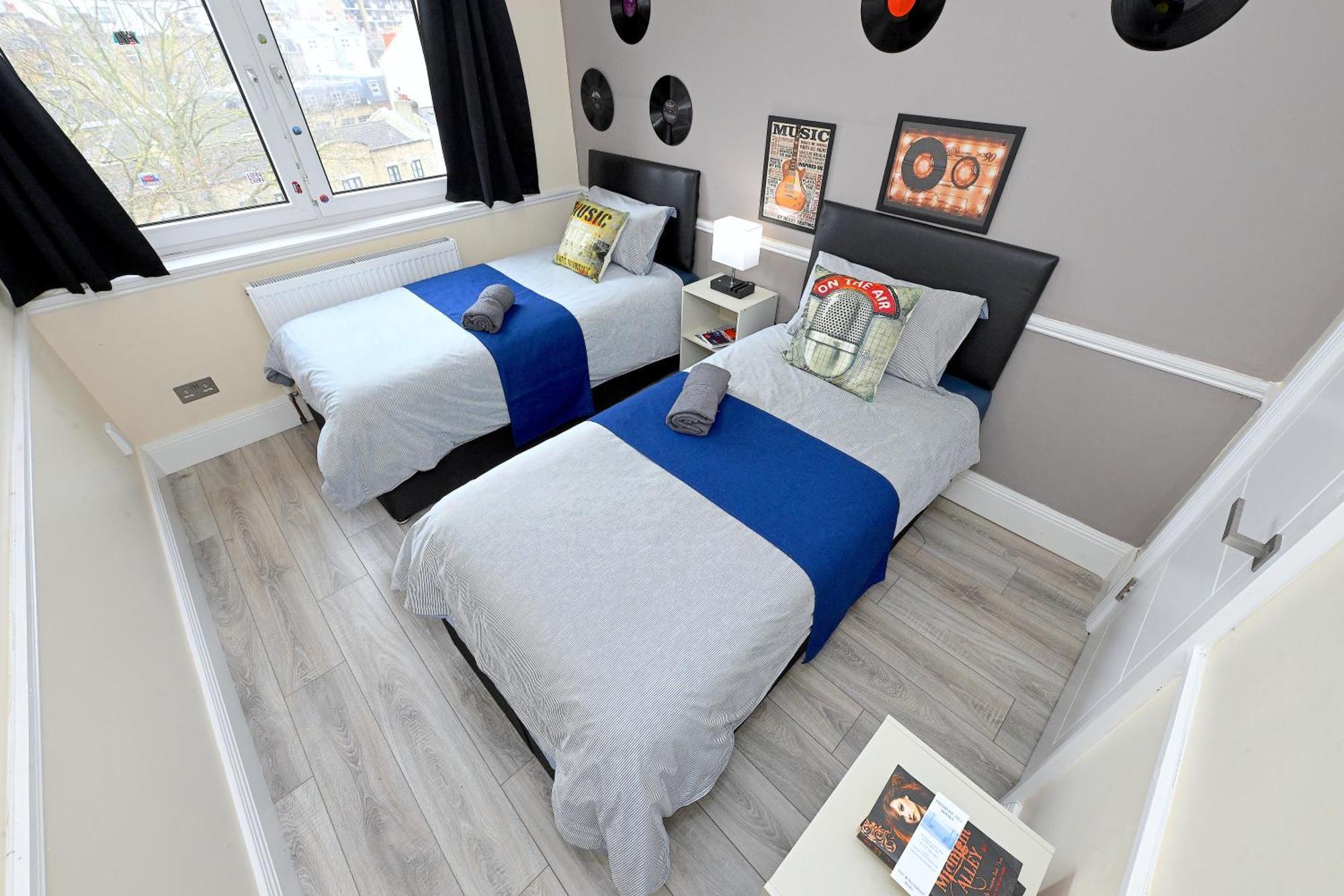 Superb 4 Bedroom Flat In The Heart Of Camden Town London Exterior photo